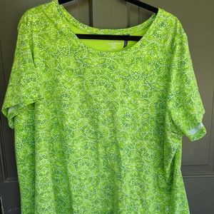 Catherine's 1xwp green and white tee